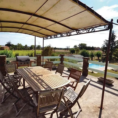 Hébergement de vacances 3 Bedroom Lovely In Bagard