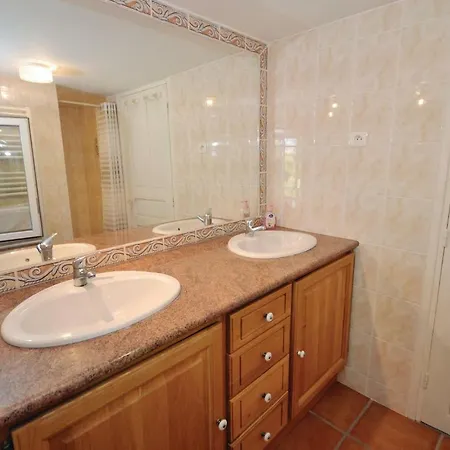 3 Bedroom Lovely In